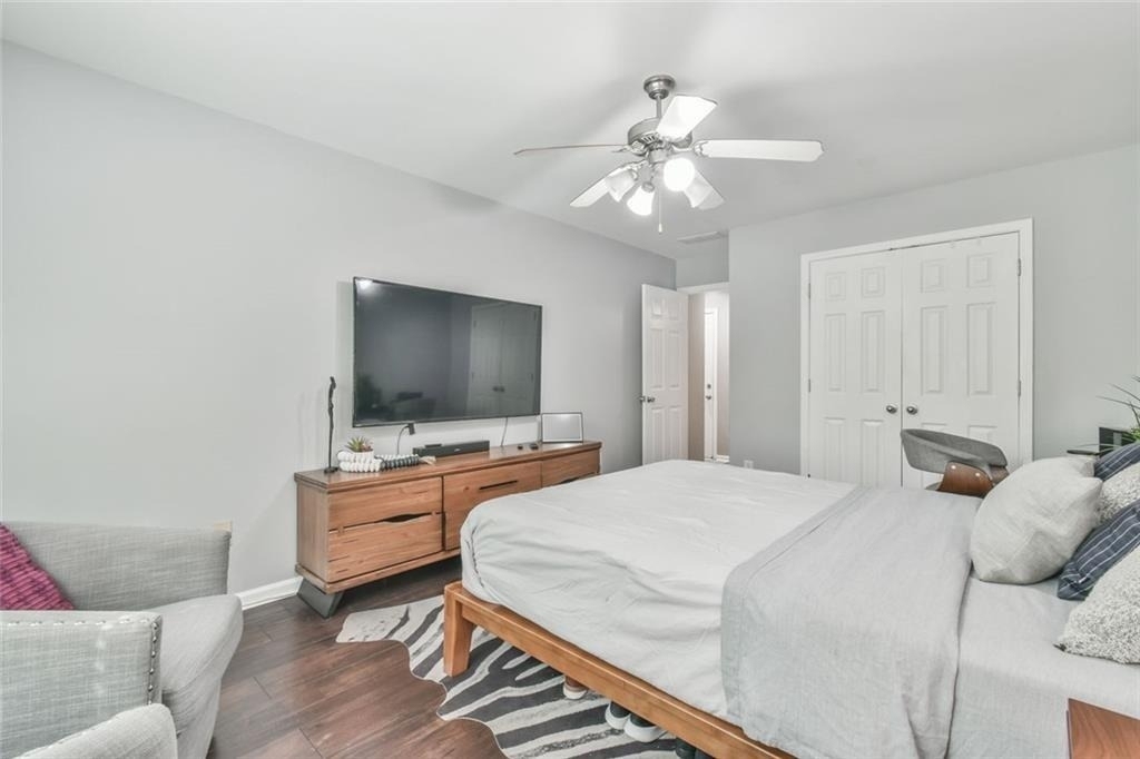 987 Park Hollow Way - Photo 15
