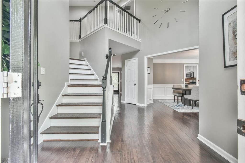 987 Park Hollow Way - Photo 3