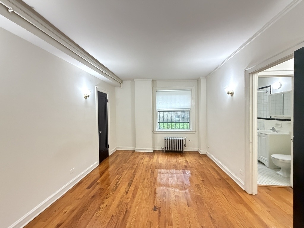 917 W Eastwood Avenue - Photo 10