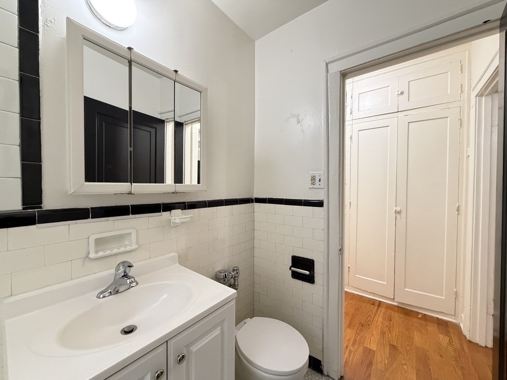 917 W Eastwood Avenue - Photo 18