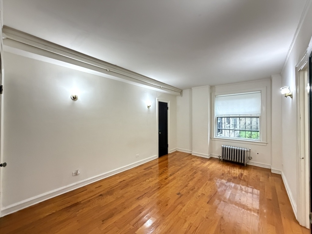 917 W Eastwood Avenue - Photo 9