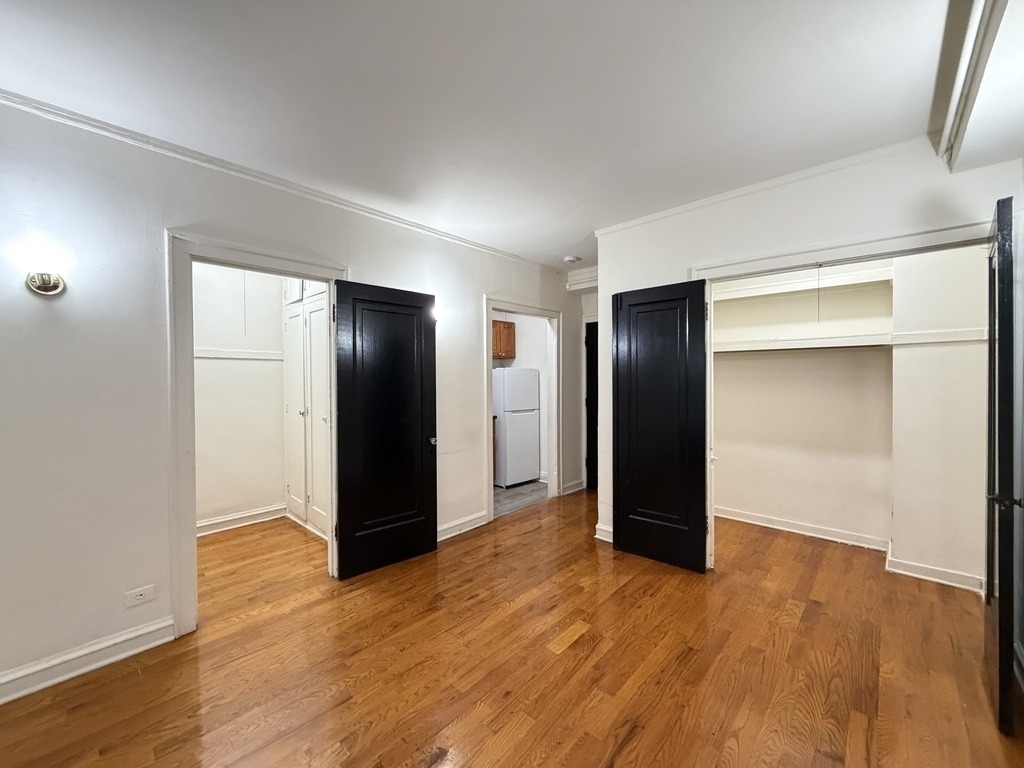 917 W Eastwood Avenue - Photo 14