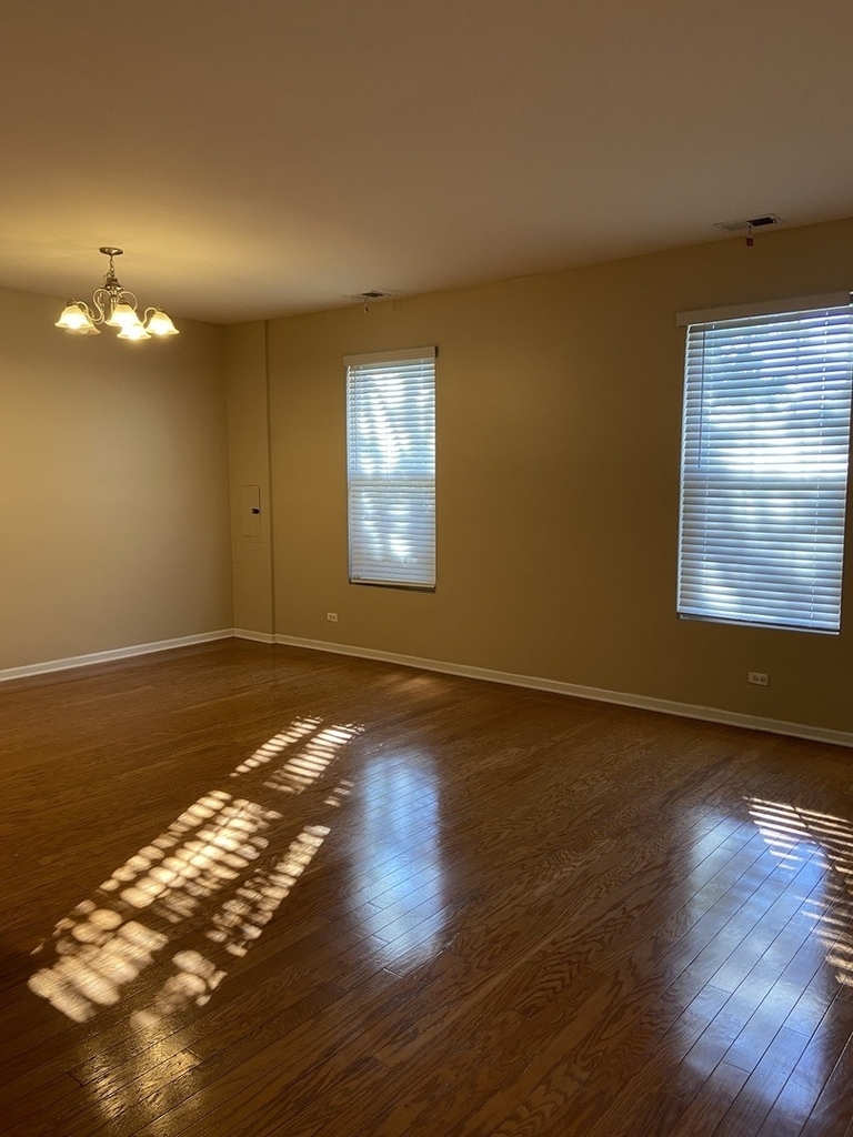 201 Springbrook Trail S - Photo 2