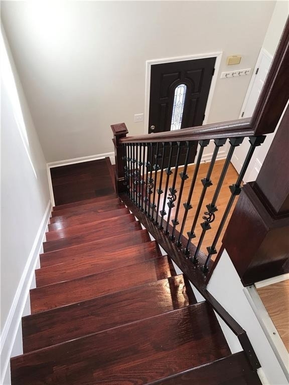 6135 Pattingham Drive - Photo 8