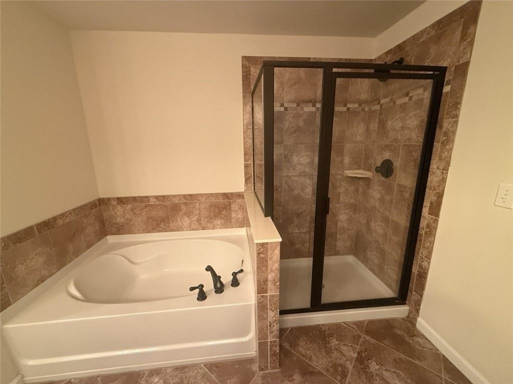 13276 Warrensville Cove - Photo 11