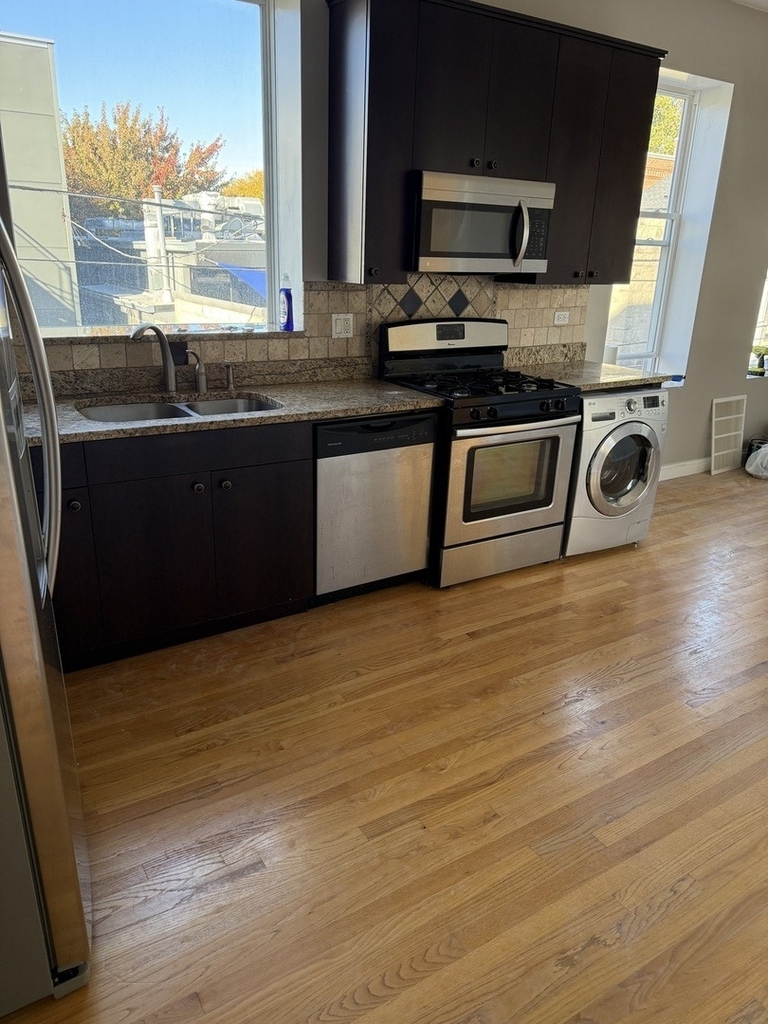 655 N Talman Avenue - Photo 5
