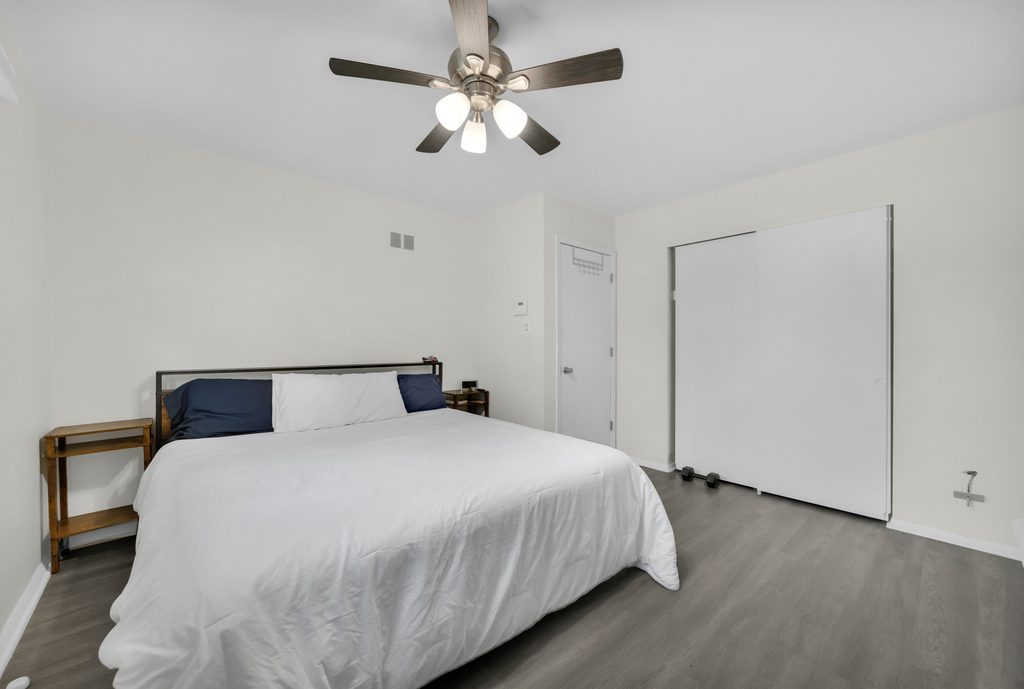 5911 W 125th Place - Photo 14