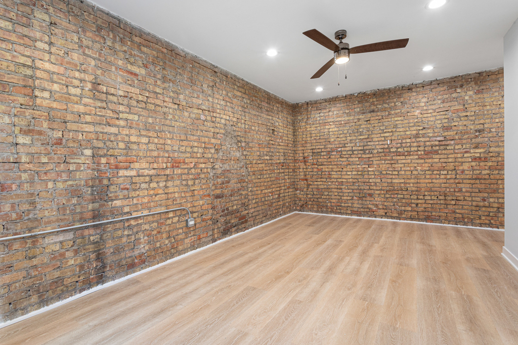 7381 N Damen Avenue - Photo 4