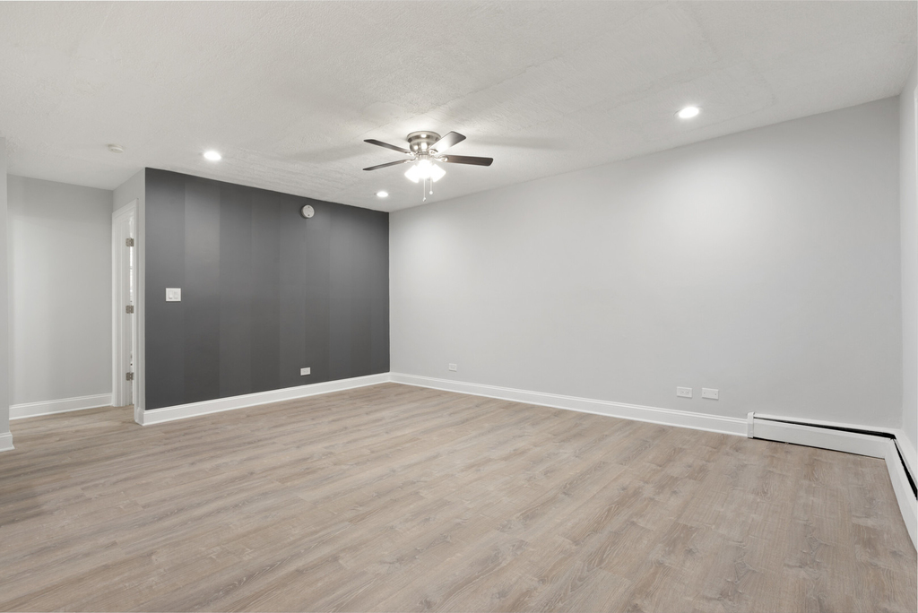 7606 N Eastlake Terrace - Photo 3