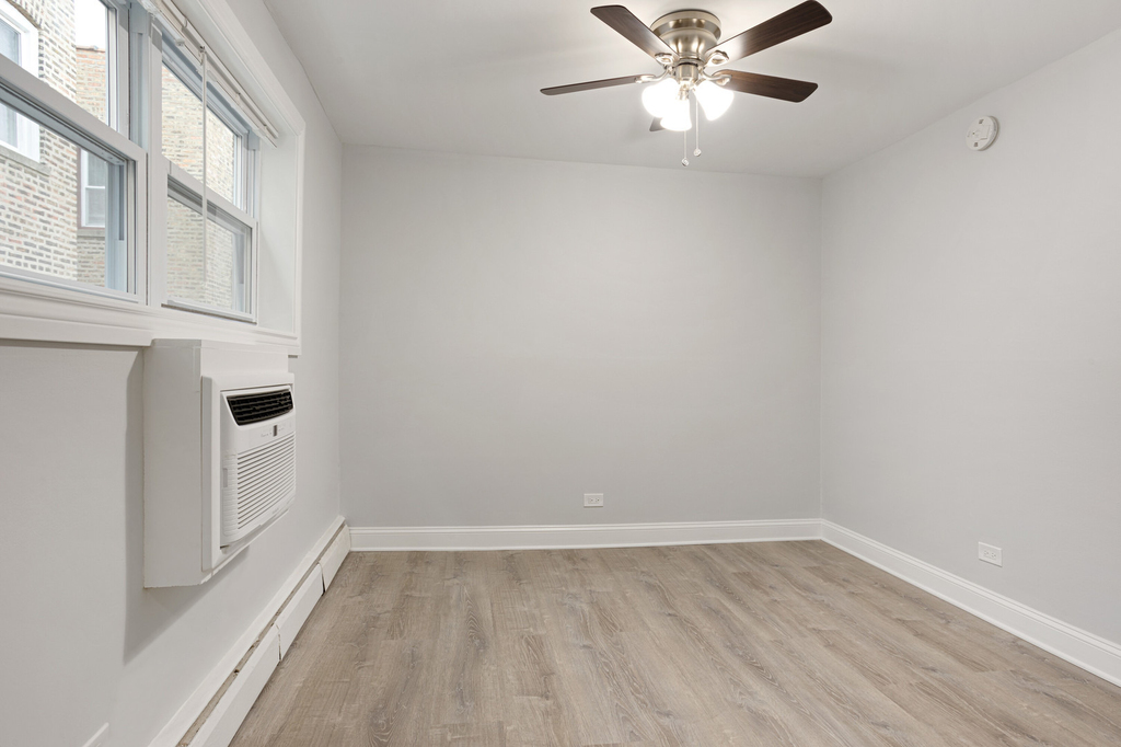 7606 N Eastlake Terrace - Photo 5