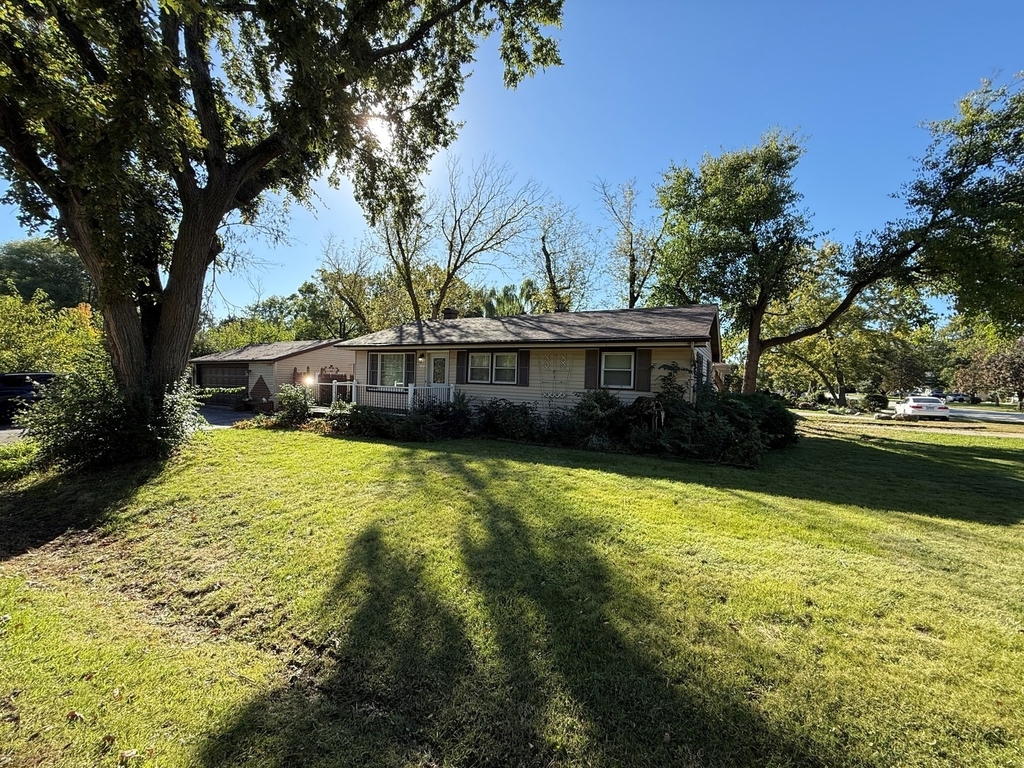 6101 Stonewall Avenue - Photo 0