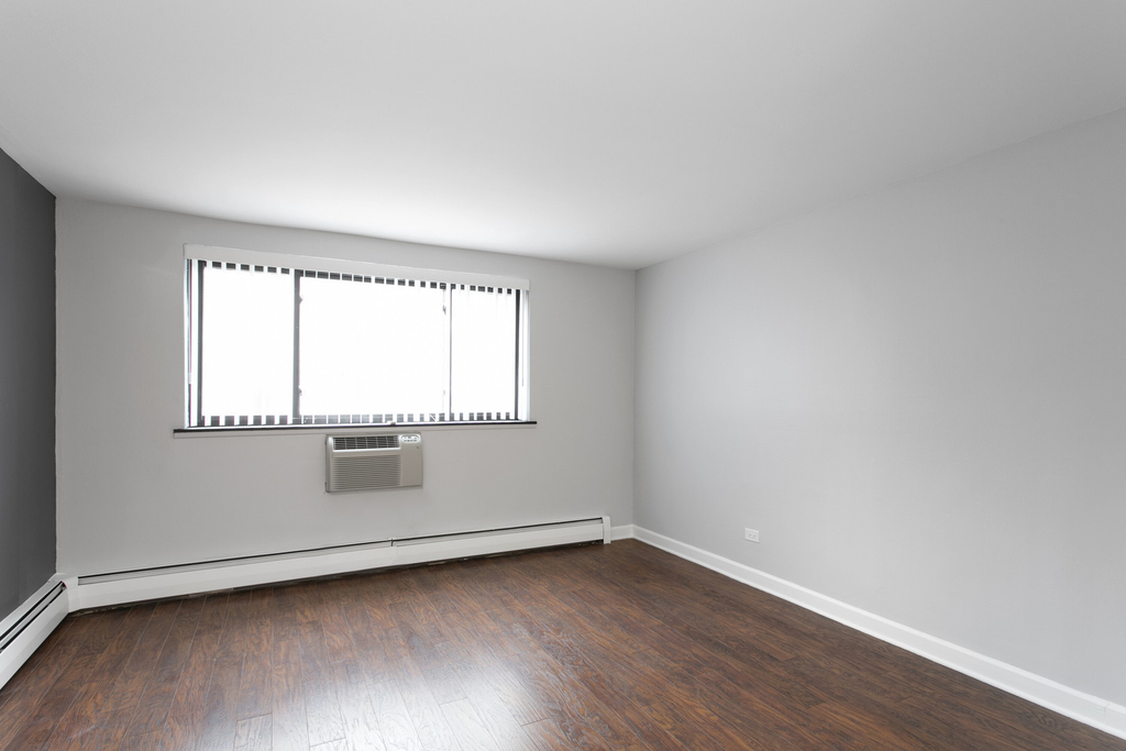 6758 N Sheridan Avenue - Photo 6