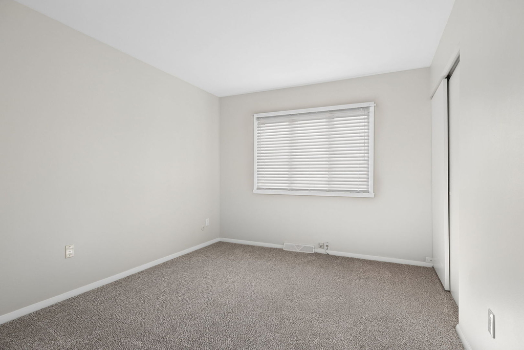 131 Locust Street - Photo 11