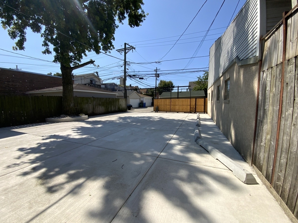 3014 N California Avenue - Photo 22
