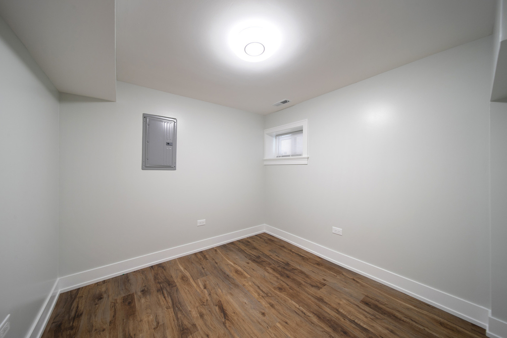 3014 N California Avenue - Photo 16