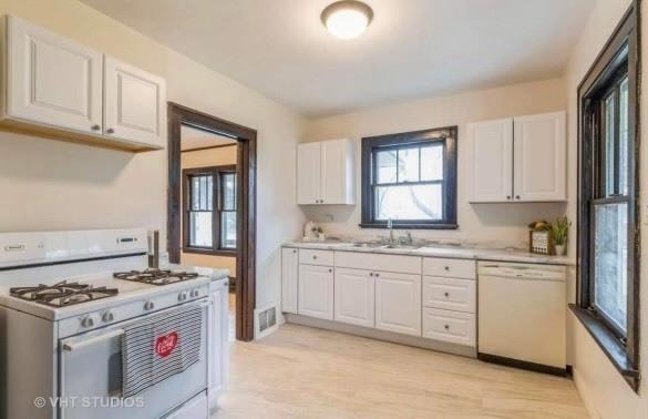1102 S Cora Street - Photo 2