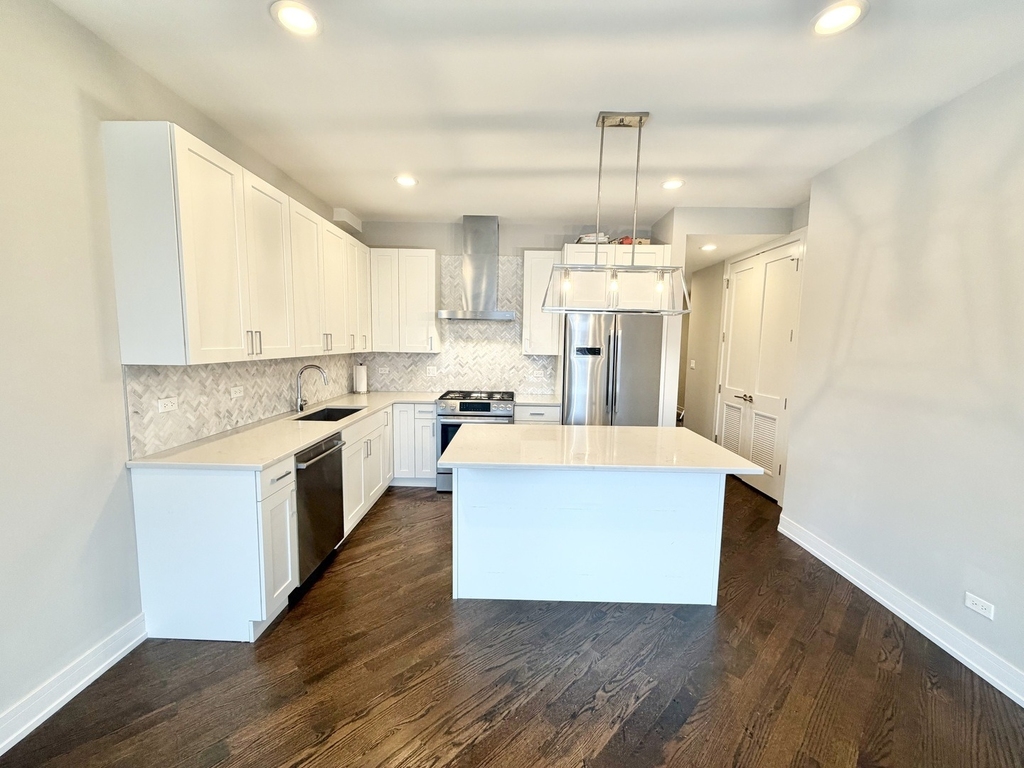 2303 W Wilcox Street - Photo 4