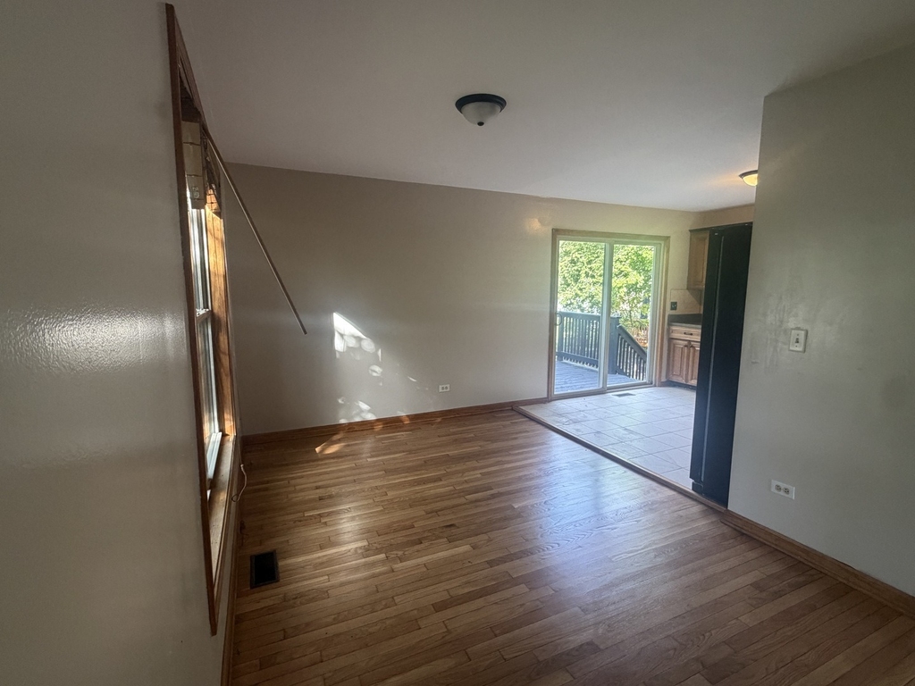 105 N Schmidt Road - Photo 2
