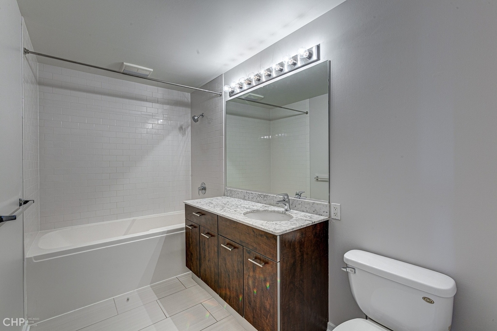 659 W Randolph Street - Photo 18