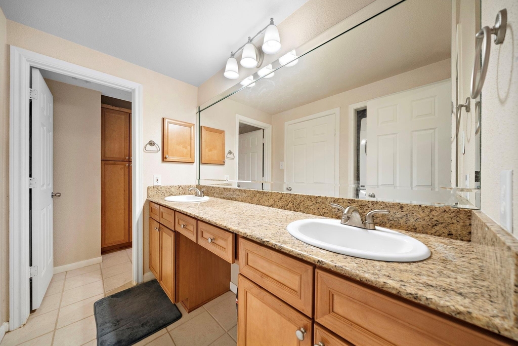 2255 Braeswood Park Drive - Photo 13