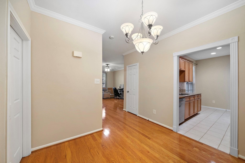 2255 Braeswood Park Drive - Photo 6