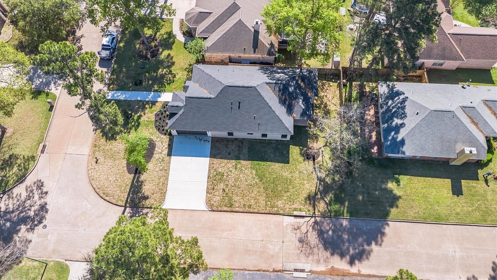 11843 Briarwood Lane - Photo 16