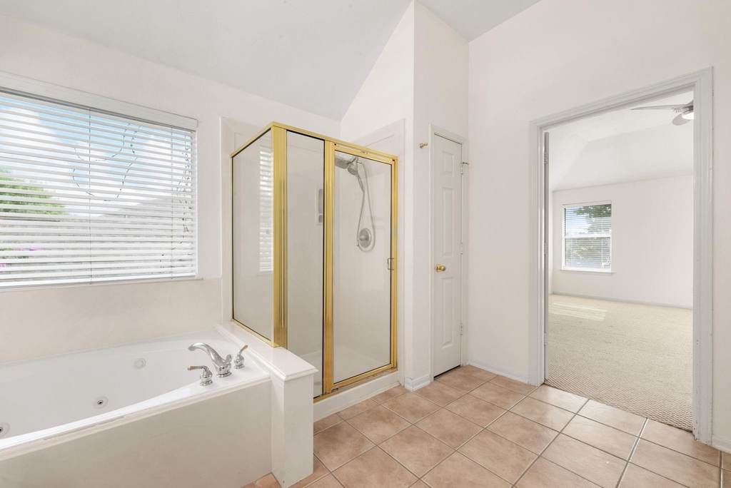 1814 Foster Leaf Lane - Photo 24