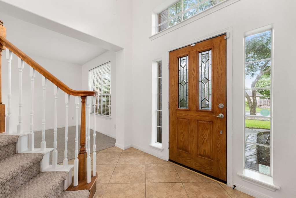 1814 Foster Leaf Lane - Photo 3