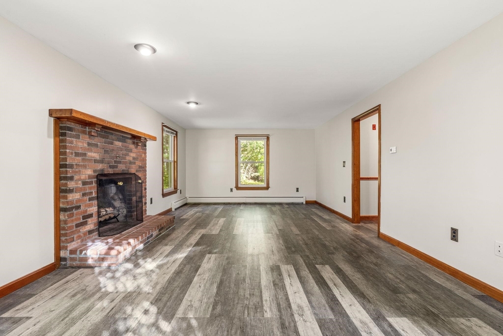 125 N Lowell - Photo 2