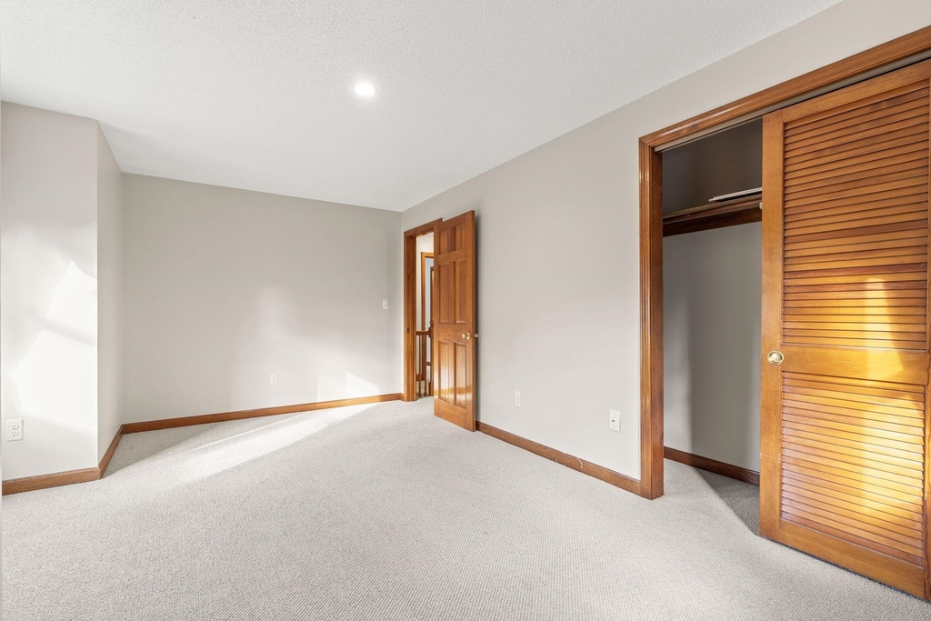 125 N Lowell - Photo 35