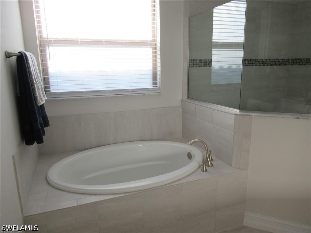 16382 Barclay Court - Photo 2