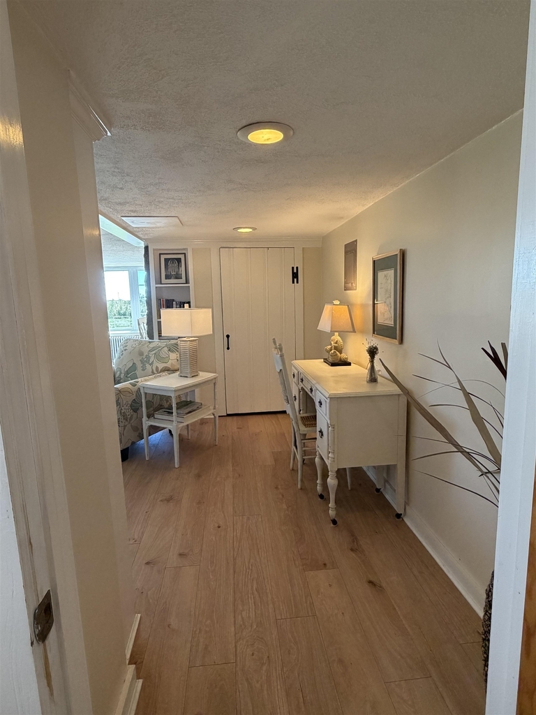 42 Washington - Photo 8