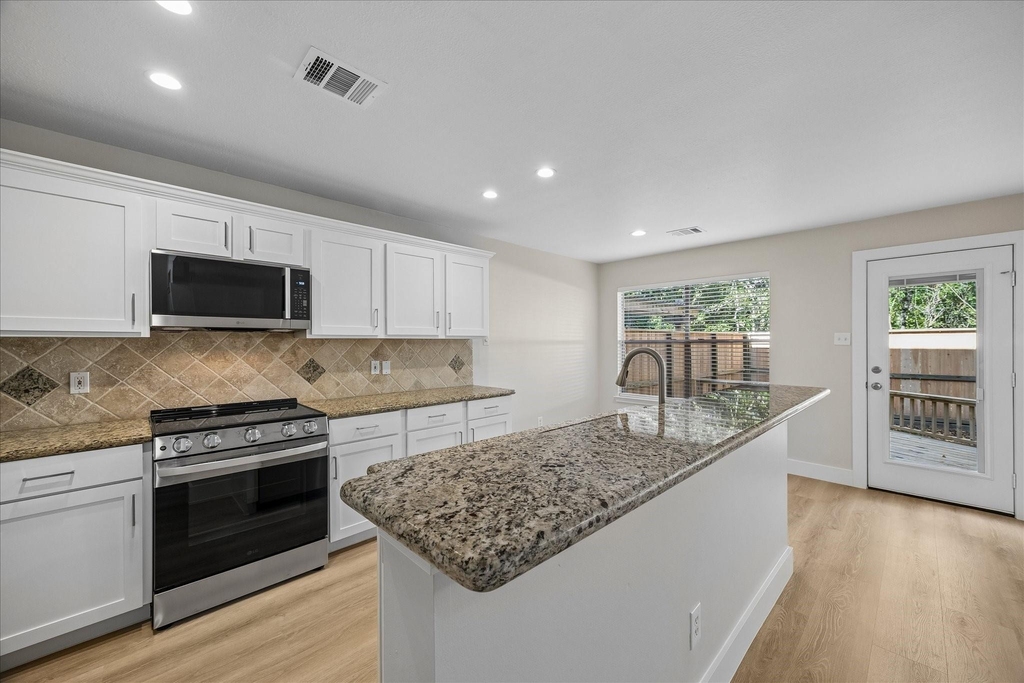 90 N Walden Elms Circle - Photo 4
