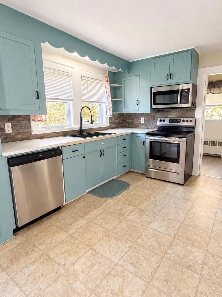 3360 Lafayette - Photo 2