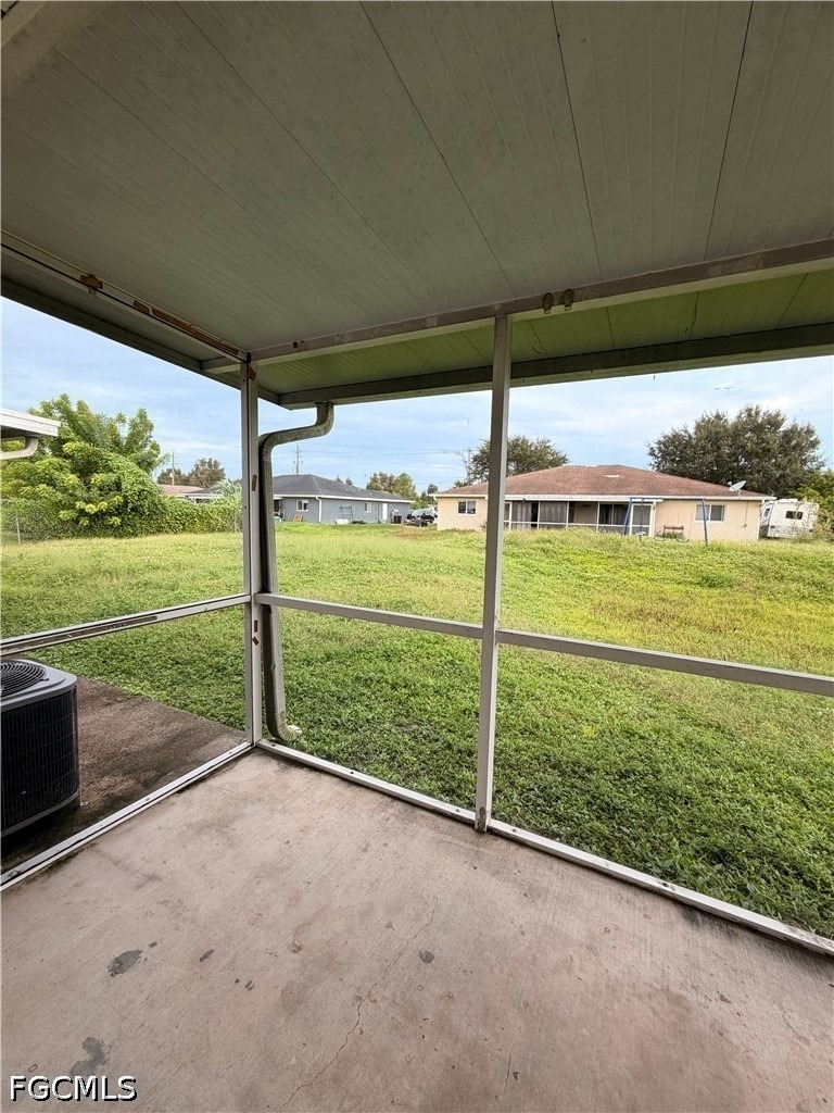 2451 Daniel Avenue N - Photo 9