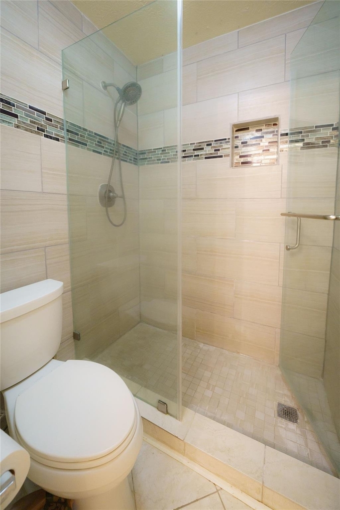 9927 Autumn Way Drive - Photo 16
