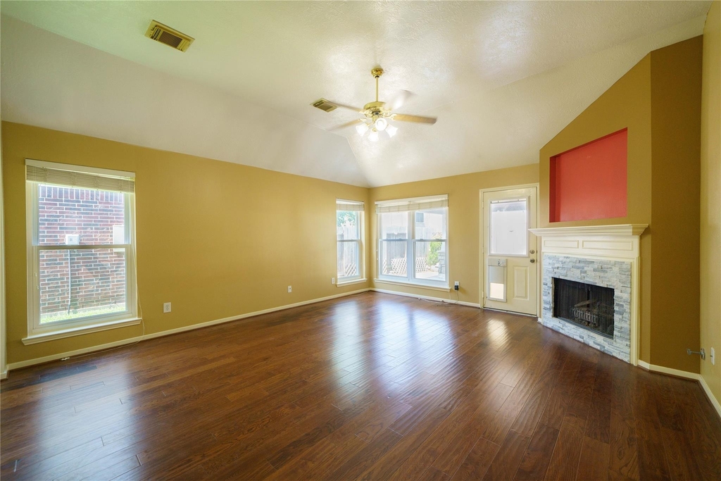9927 Autumn Way Drive - Photo 9