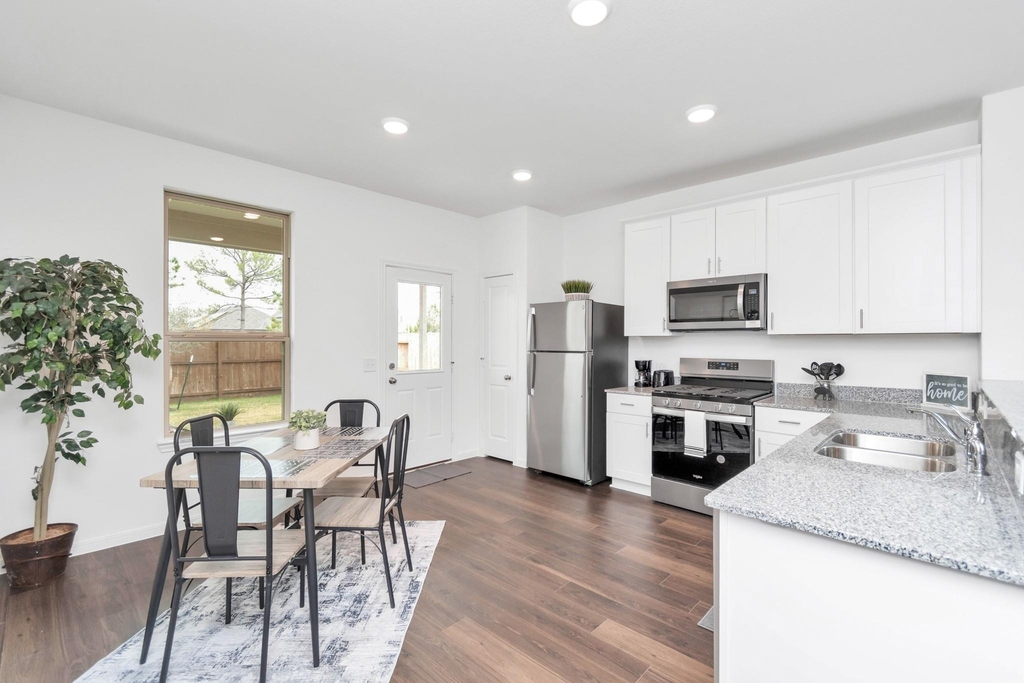 14455 Cedar Ledge Lane - Photo 2