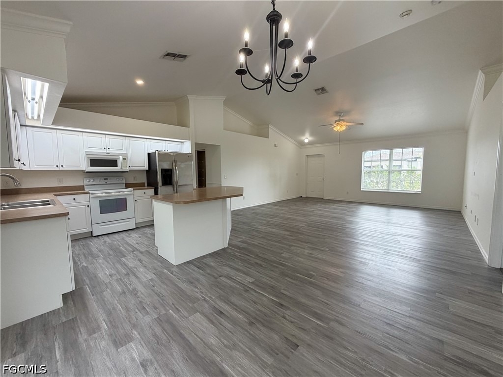 924 Nw 12th Place - Photo 8