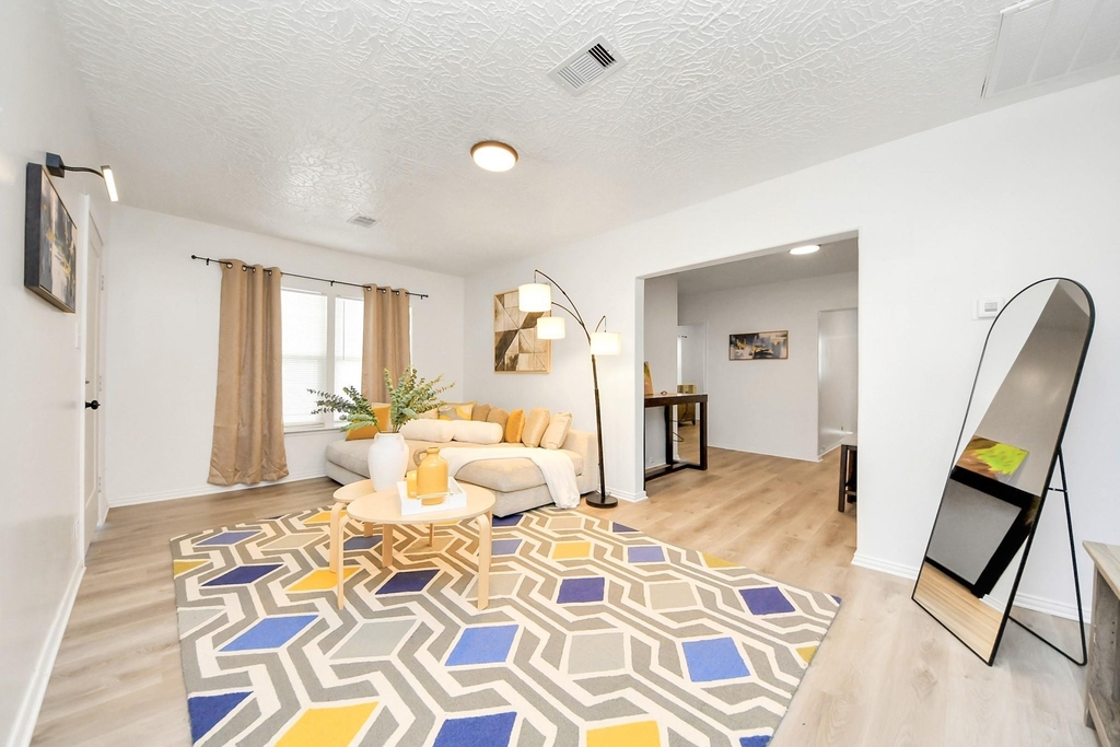2902 Truxillo Street - Photo 5
