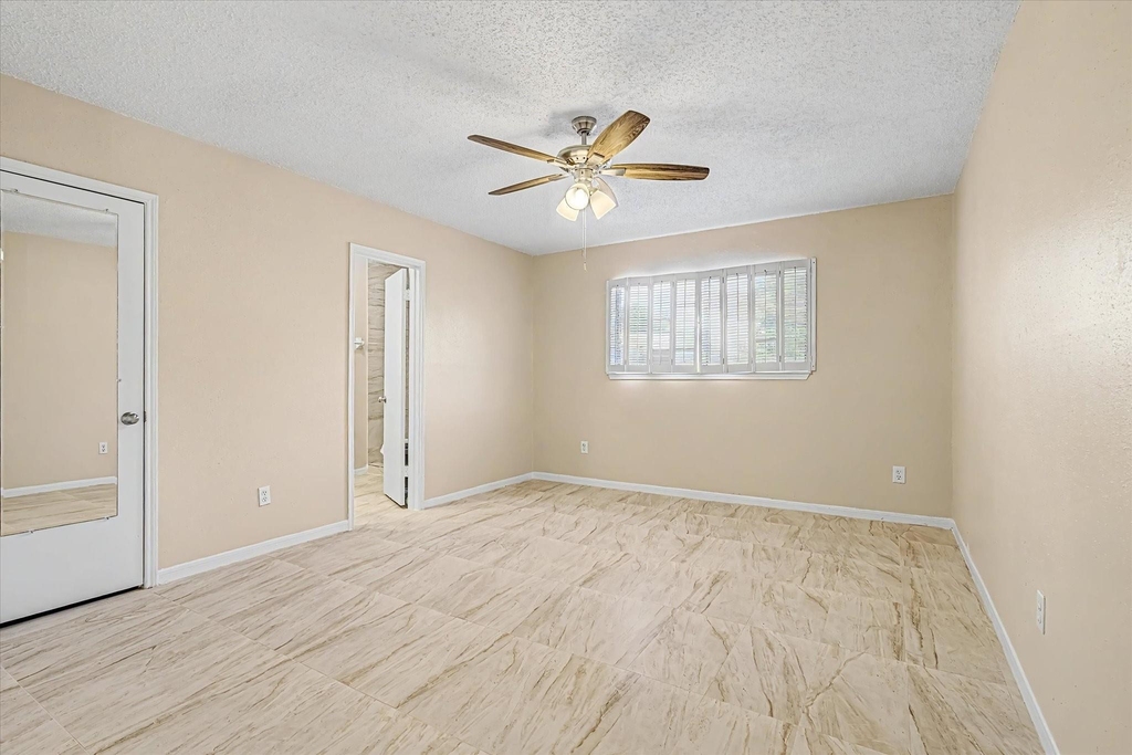 20203 Fox Stone Lane - Photo 19