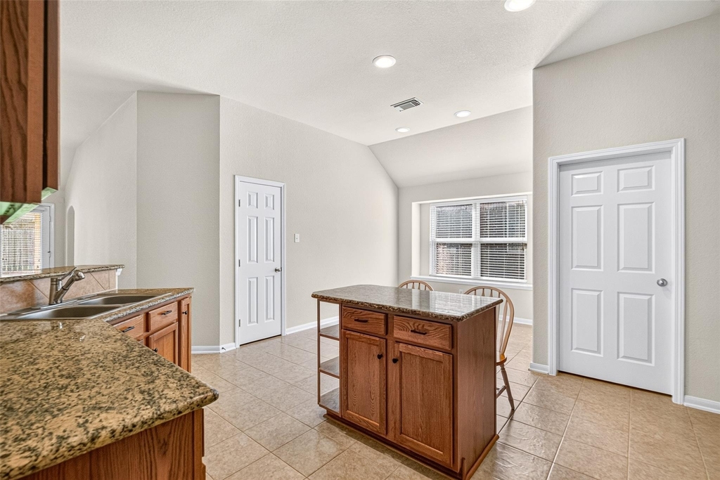 5119 Camarosa Drive - Photo 8