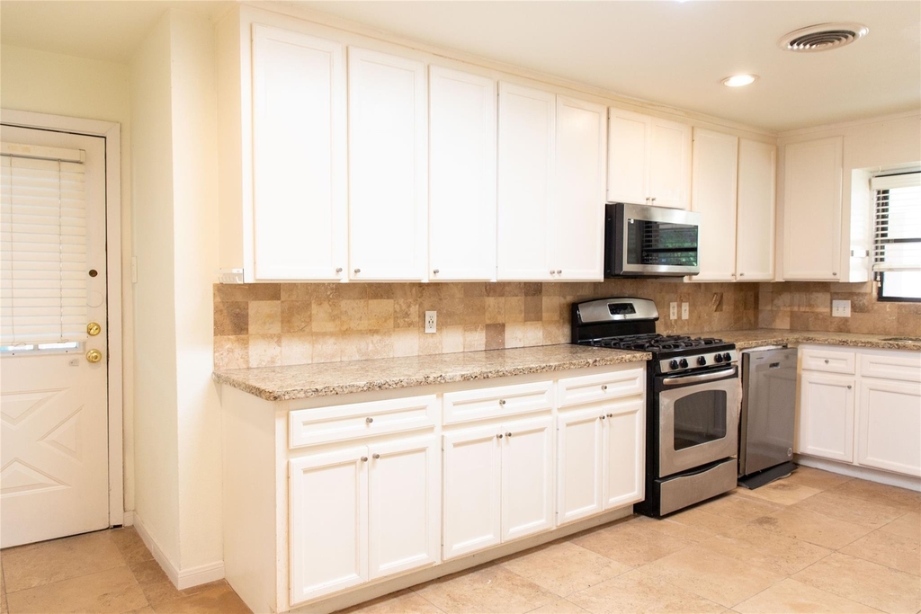 4114 Lemac Drive - Photo 10