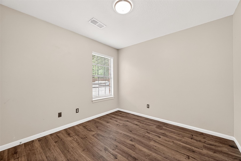 34 Green Slope Place - Photo 35