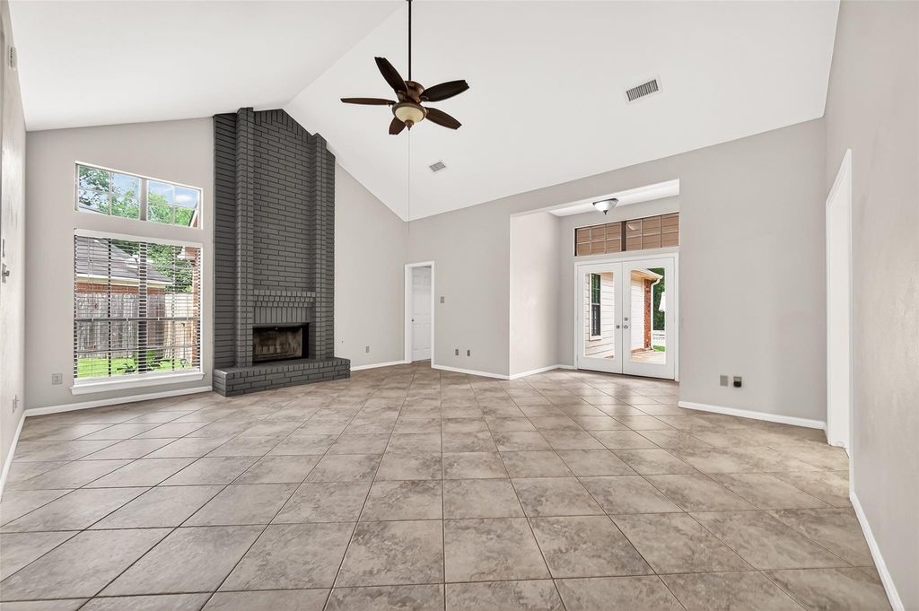 34 Green Slope Place - Photo 6