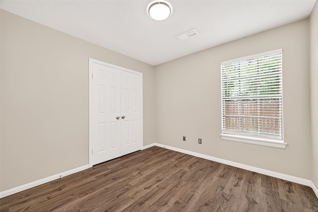 34 Green Slope Place - Photo 36