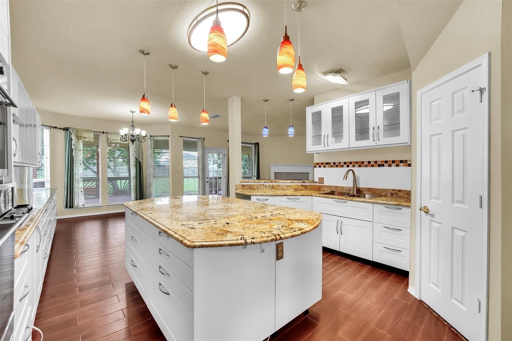 2754 Red Oak Drive - Photo 14