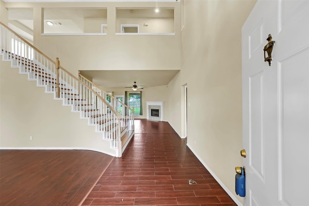 2754 Red Oak Drive - Photo 3