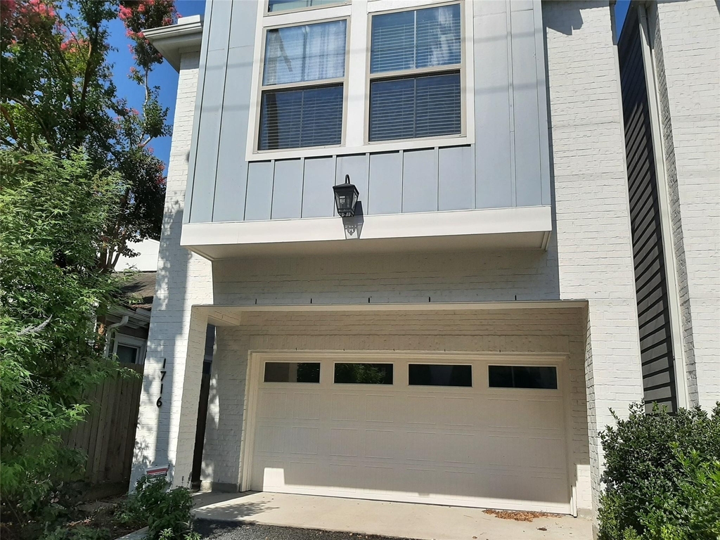 1716 Ridgewood Street - Photo 1