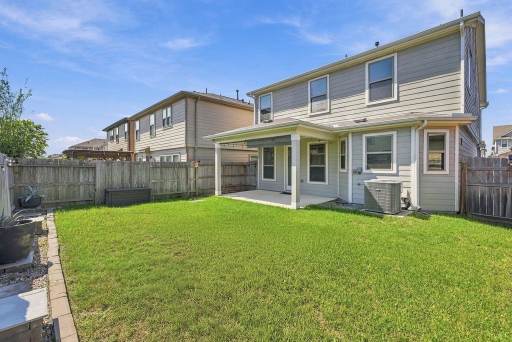 13050 Chestnut Stream Trail - Photo 4